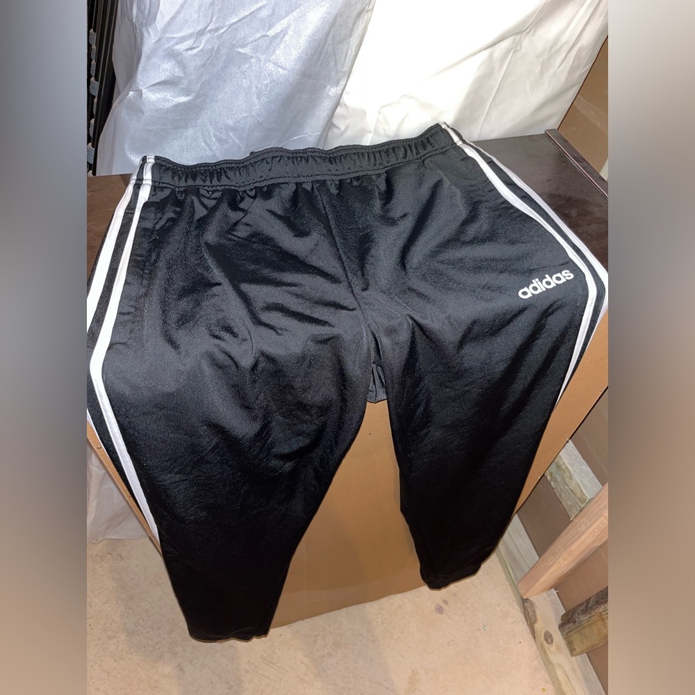 Adidas Men's Essential Fleece Pants L Black Sweatpants Joggers Tapered 3 Stripe
